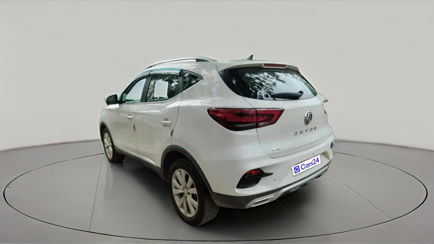 2025 MG ASTOR Select 1.5 CVT (Ivory), Petrol, Automatic, 2,120 km, exterior