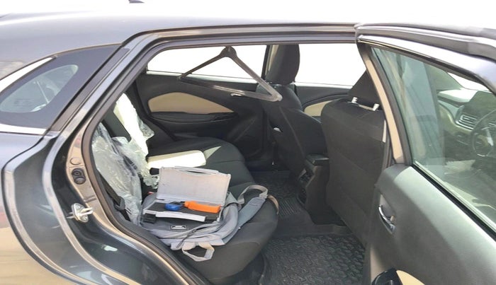 2024 Toyota Glanza V AMT, Petrol, Automatic, 25,049 km, interior