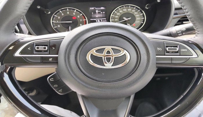 2024 Toyota Glanza V AMT, Petrol, Automatic, 25,049 km, interior