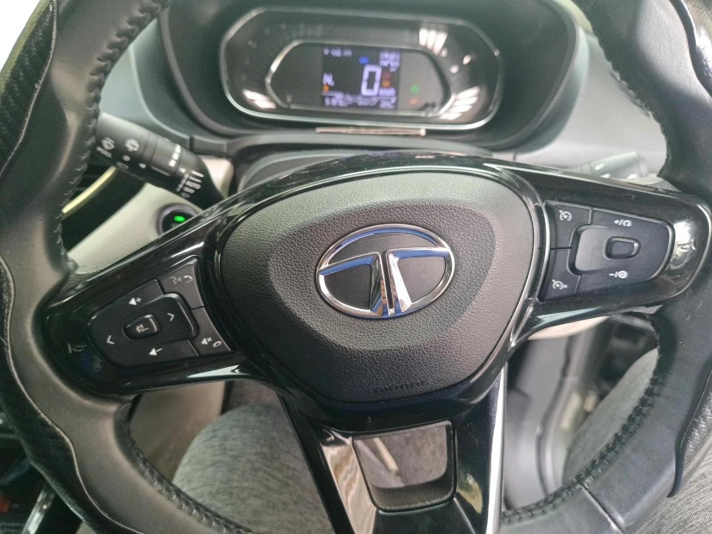 2023 Tata NEXON XZA PLUS SUNROOF PETROL, Petrol, Automatic, 51,979 km, interior