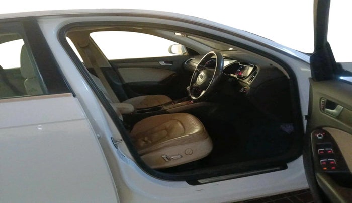 2014 Audi A4 2.0 TDI 174BHP, Diesel, Automatic, 99,446 km, interior