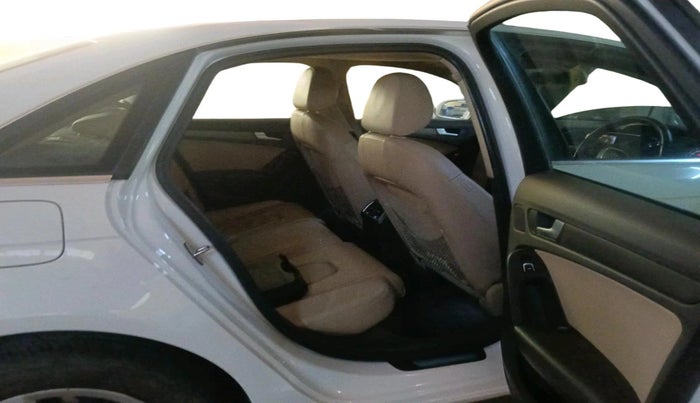 2014 Audi A4 2.0 TDI 174BHP, Diesel, Automatic, 99,446 km, interior