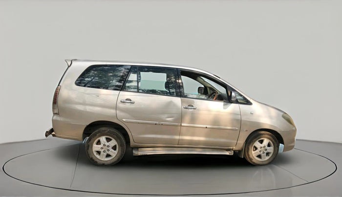 2008 Toyota Innova V 2.5 8 STR, Diesel, Manual, 2,87,079 km, exterior