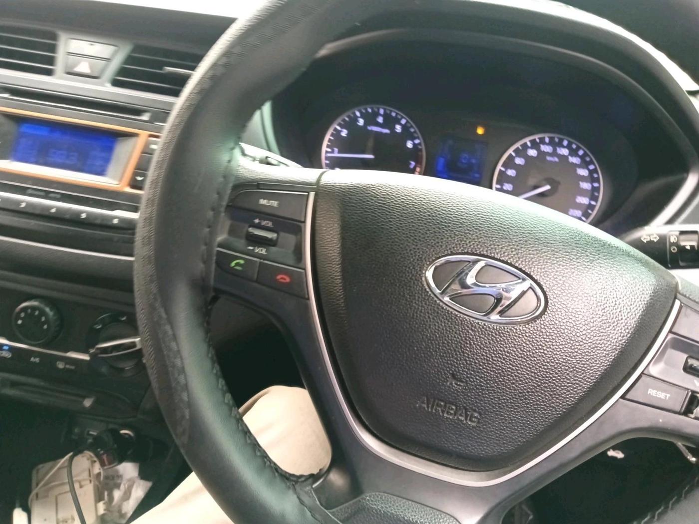 2015 Hyundai i20 Active 1.2 S, Petrol, Manual, 48,185 km, interior