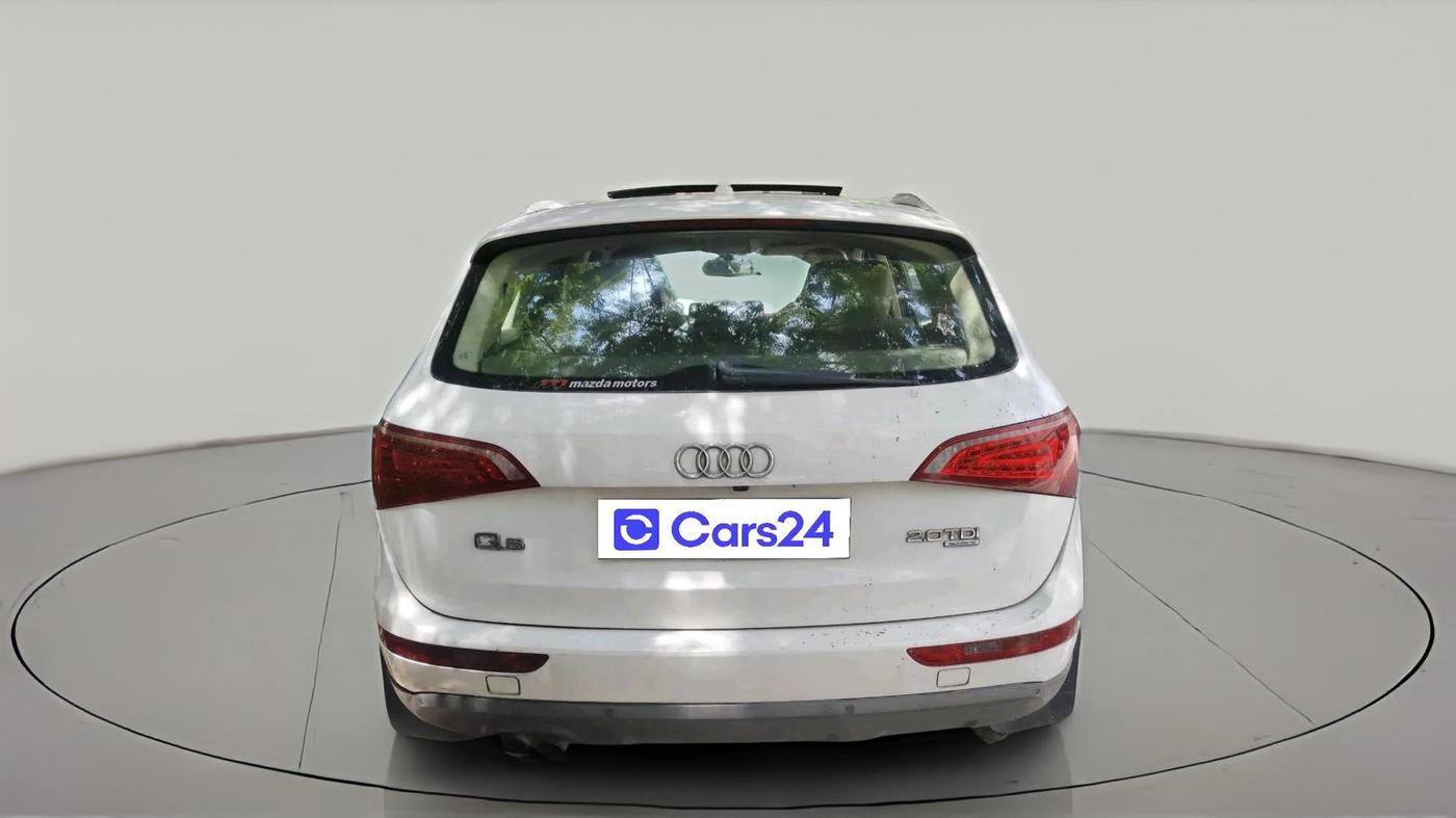 2011 Audi Q5 2.0 TDI QUATTRO, Diesel, Automatic, 1,37,122 km, exterior