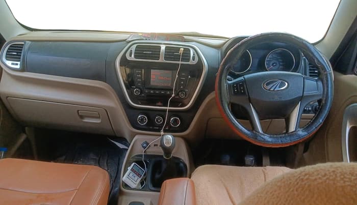 2017 Mahindra TUV300 T8, Diesel, Manual, 1,11,913 km, interior