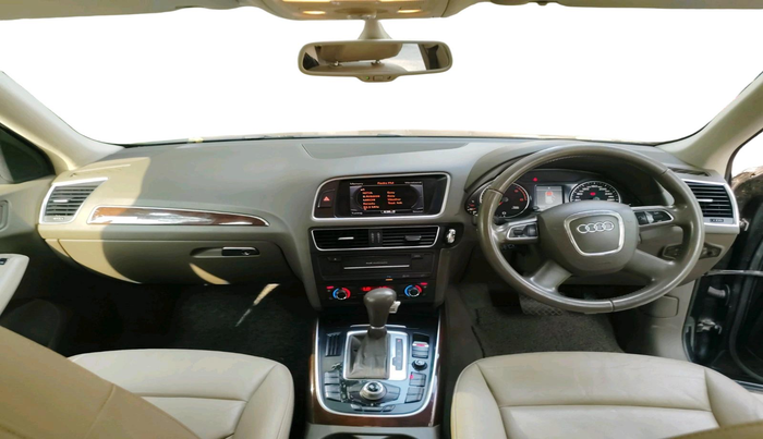 2012 Audi Q5 2.0 TDI QUATTRO, Diesel, Automatic, 66,944 km, interior