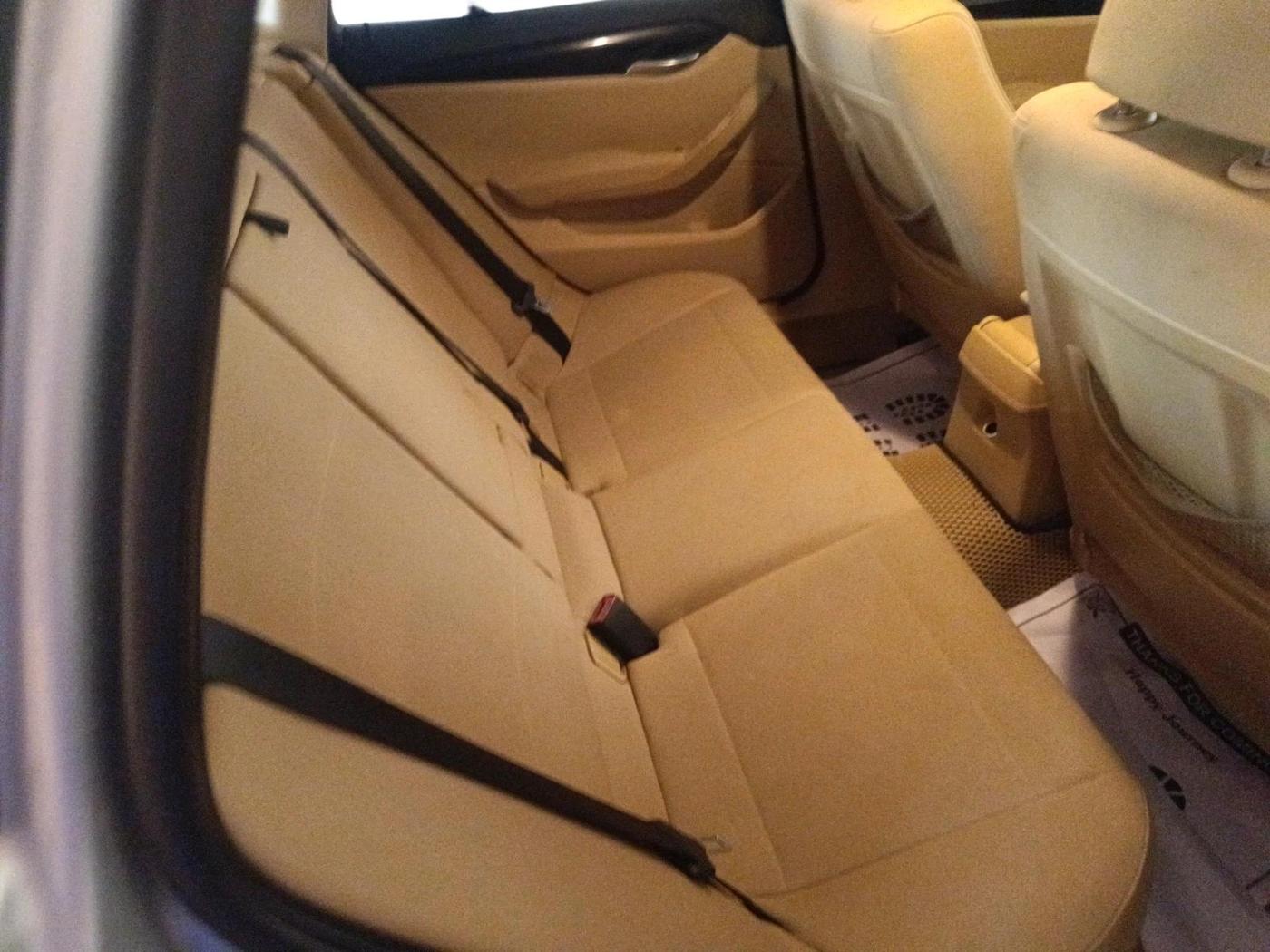 2011 BMW X1 sDrive20d, Diesel, Automatic, 35,410 km, interior