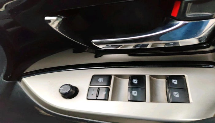 2018 Toyota Innova Crysta 2.4 VX 8 STR, Diesel, Manual, 71,841 km, interior
