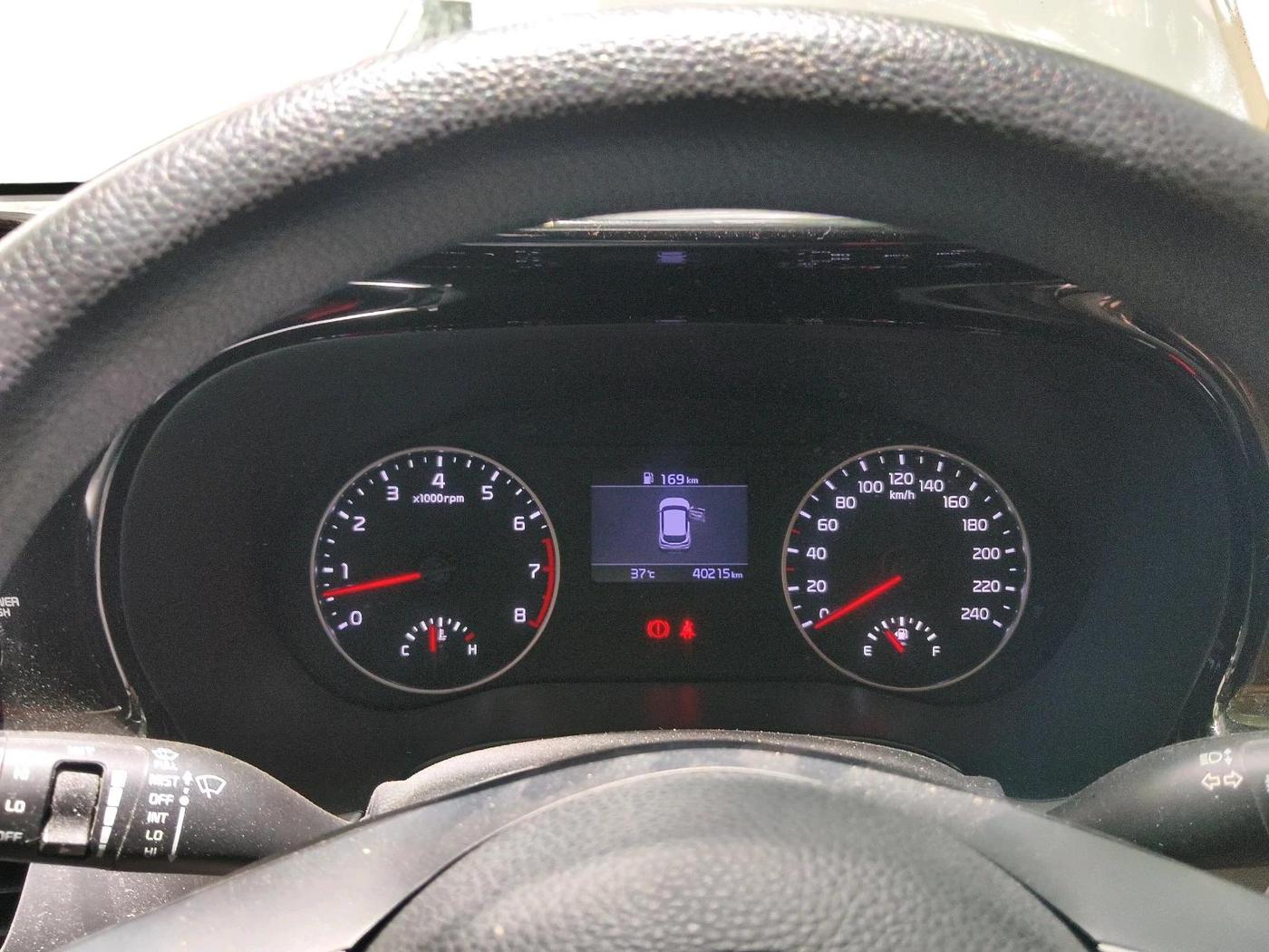 2020 KIA SELTOS HTK PLUS 1.5, Petrol, Manual, 40,215 km, interior