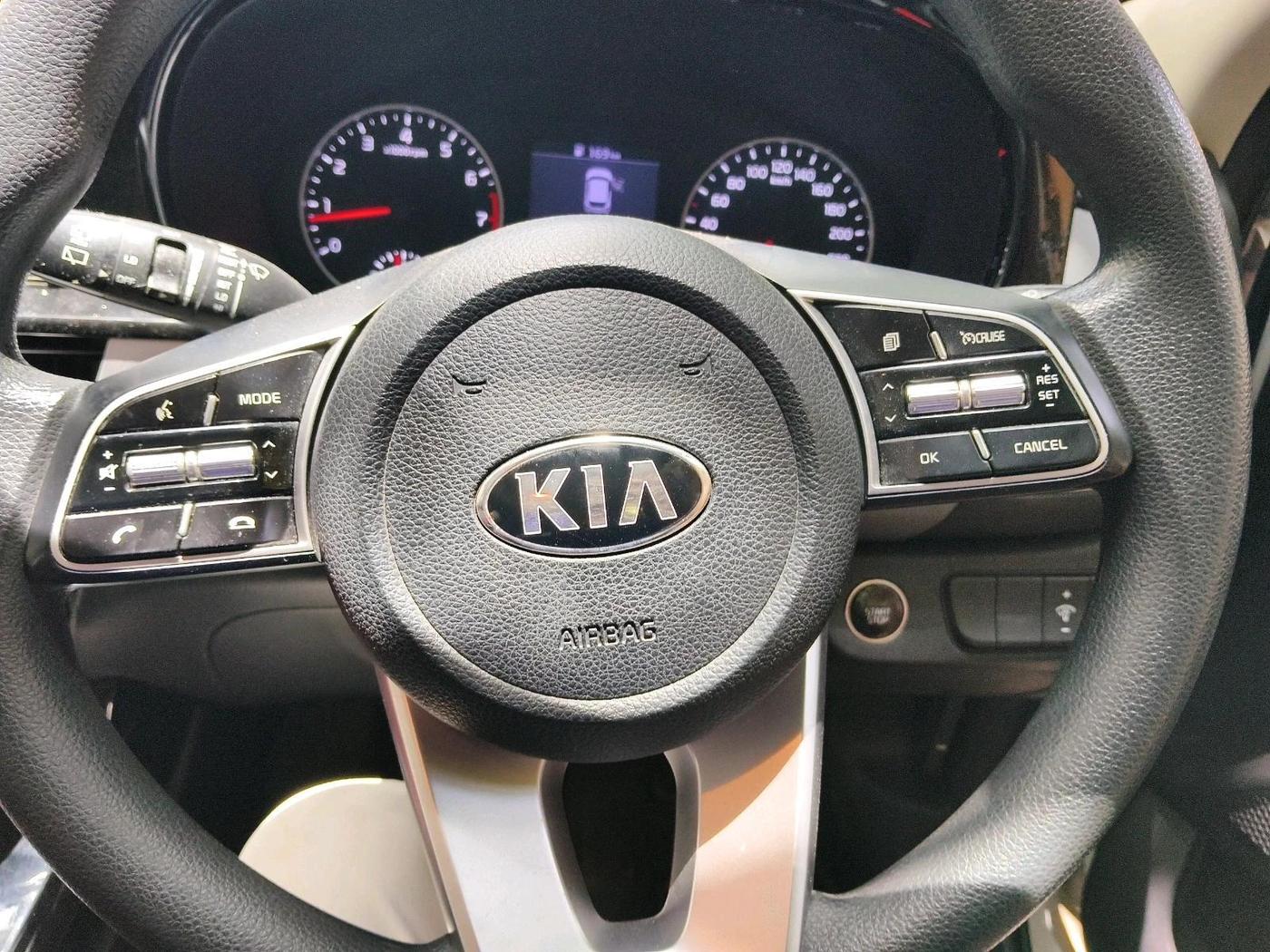 2020 KIA SELTOS HTK PLUS 1.5, Petrol, Manual, 40,215 km, interior