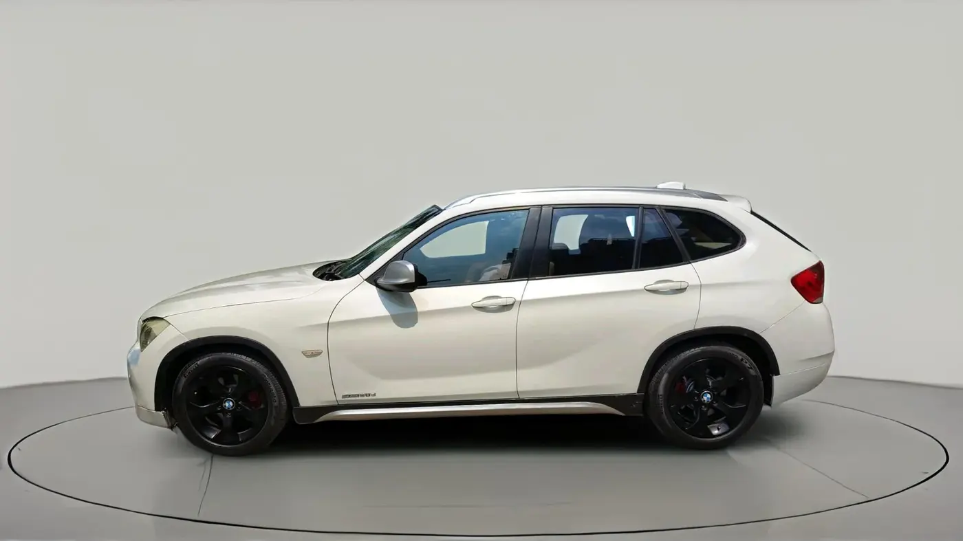 2011 BMW X1 sDrive20d, Diesel, Automatic, 1,16,403 km, exterior