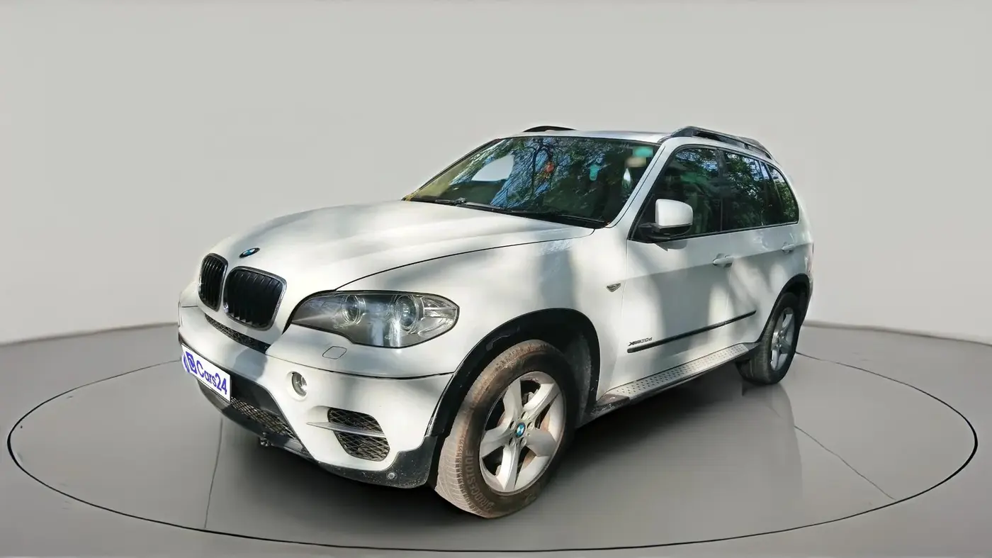 2011 BMW X5 3.0 D, Diesel, Automatic, 1,55,979 km, exterior