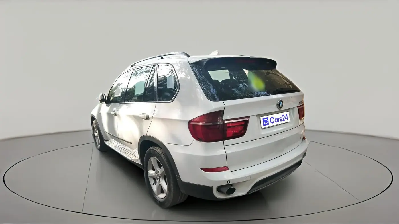 2011 BMW X5 3.0 D, Diesel, Automatic, 1,55,979 km, exterior
