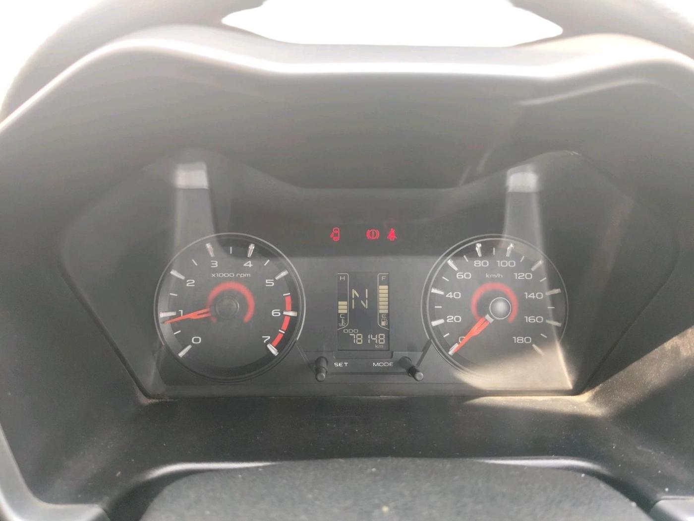 2017 Mahindra KUV 100 NXT K8 P 6 STR, Petrol, Manual, 78,148 km, interior