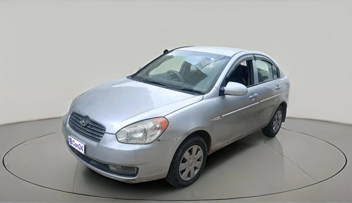 2006 Hyundai Verna XI, Petrol, Manual, 1,00,252 km, exterior