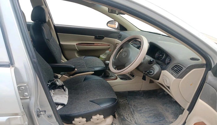 2006 Hyundai Verna XI, Petrol, Manual, 1,00,252 km, interior