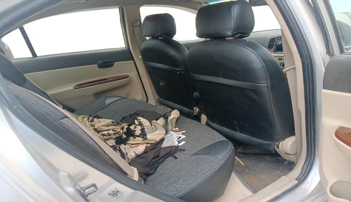 2006 Hyundai Verna XI, Petrol, Manual, 1,00,252 km, interior