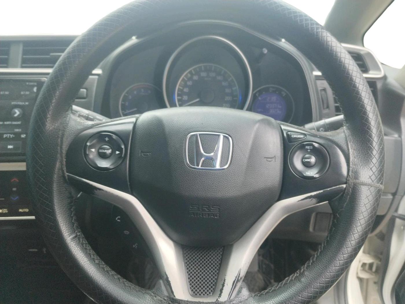 2018 Honda WR-V 1.5L I-DTEC VX MT, Diesel, Manual, 1,23,371 km, interior