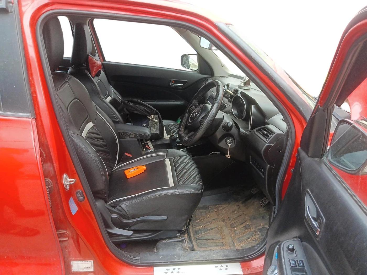 2021 Maruti Swift VXI, Petrol, Manual, 40,981 km, interior