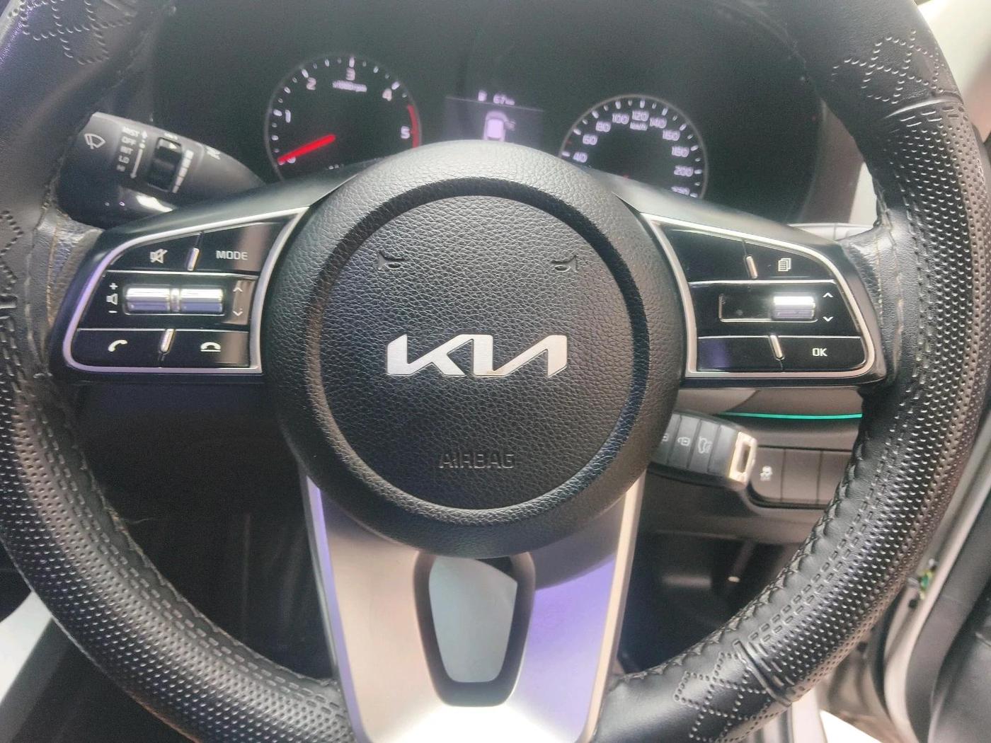2023 KIA SELTOS HTE 1.5 DIESEL, Diesel, Manual, 35,346 km, interior