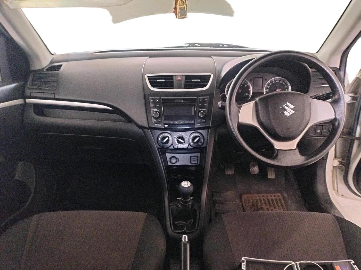 2016 Maruti Swift VXI, Petrol, Manual, 46,966 km, interior
