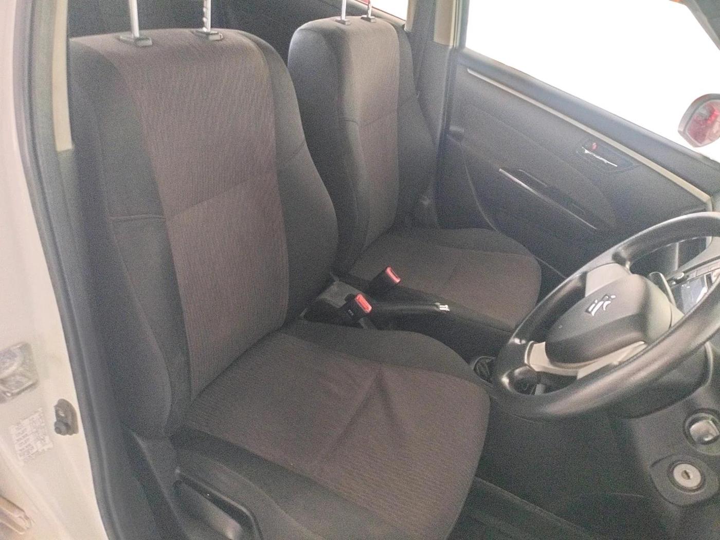 2016 Maruti Swift VXI, Petrol, Manual, 46,966 km, interior