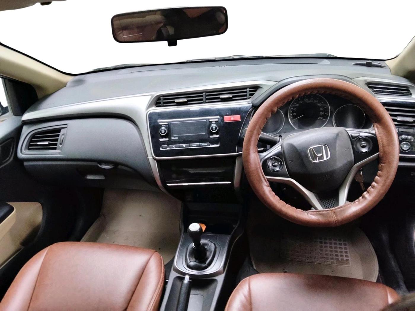 2014 Honda City 1.5L I-DTEC SV, Diesel, Manual, 1,24,422 km, interior