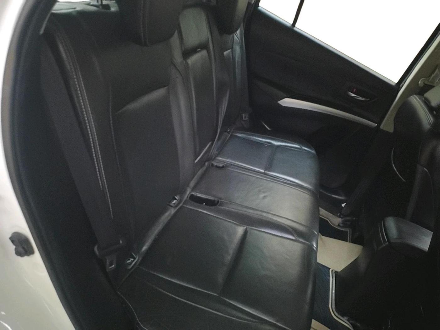 2018 Maruti S Cross ALPHA 1.3, Diesel, Manual, 1,03,385 km, interior