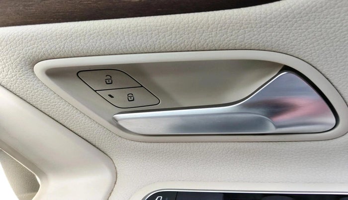 2021 Mercedes Benz A CLASS LIMOUSINE A 200, Petrol, Automatic, 50,221 km, interior