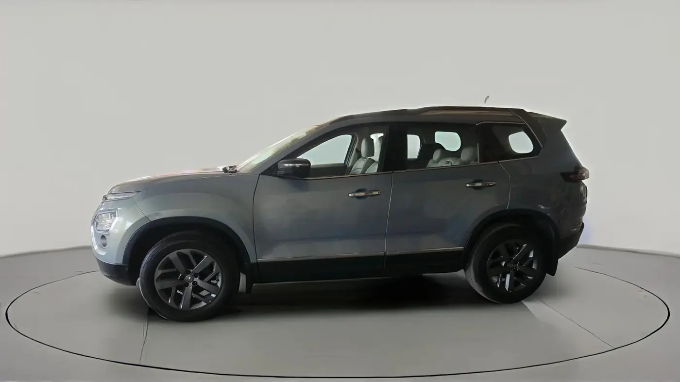 2021 Tata Safari XT PLUS, Diesel, Manual, 1,62,827 km, exterior