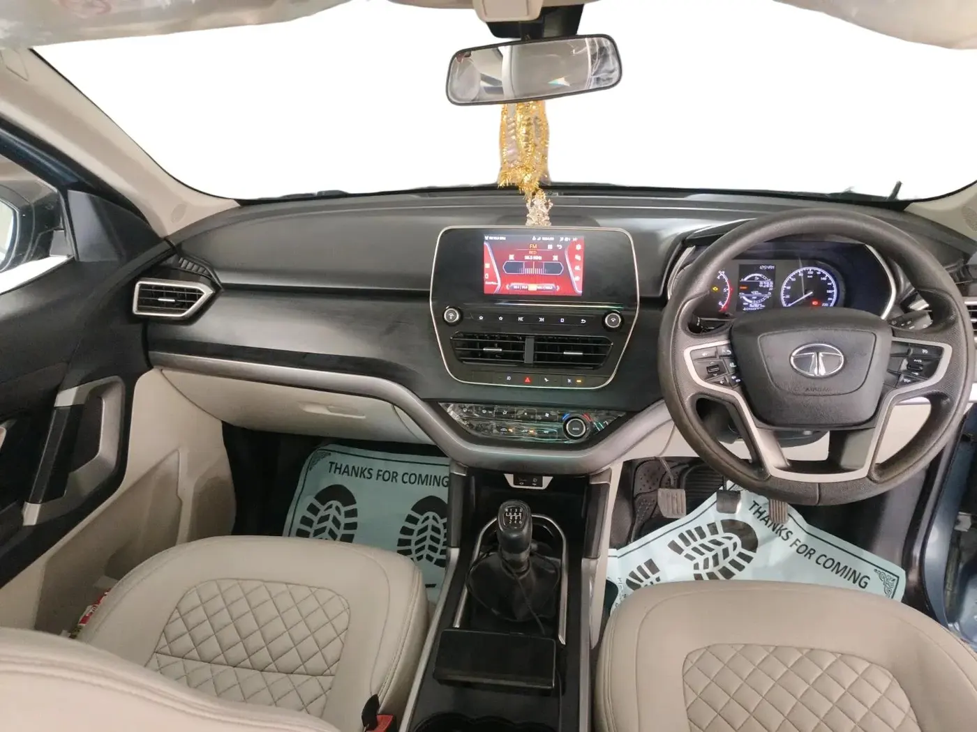 2021 Tata Safari XT PLUS, Diesel, Manual, 1,62,827 km, interior