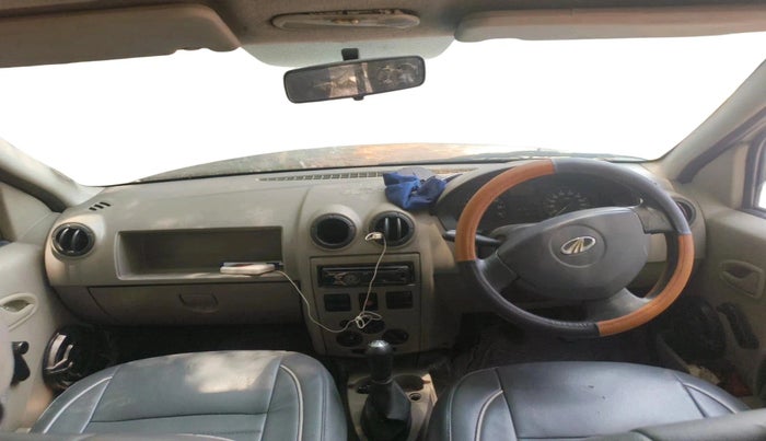 2011 Mahindra Verito D2 BS-III, Diesel, Manual, 1,65,742 km, interior