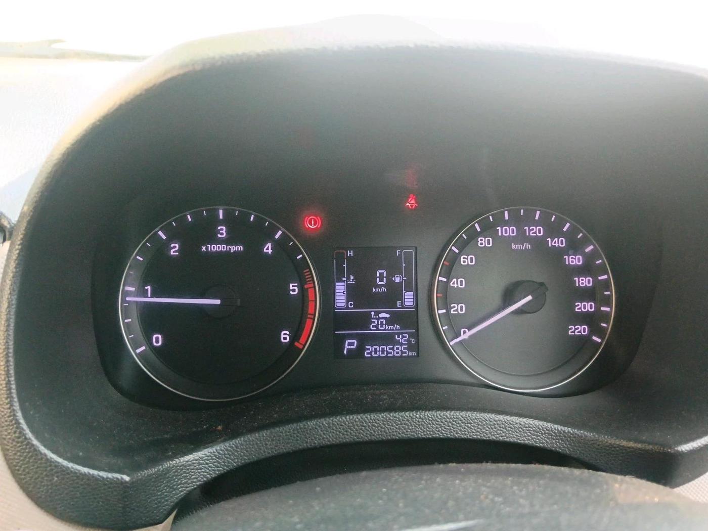 2015 Hyundai Creta SX PLUS AT 1.6 DIESEL, Diesel, Automatic, 2,00,585 km, interior