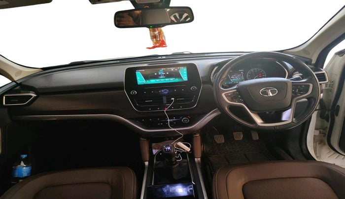 2022 Tata Harrier XZ PLUS 2.0L, Diesel, Manual, 31,347 km, interior