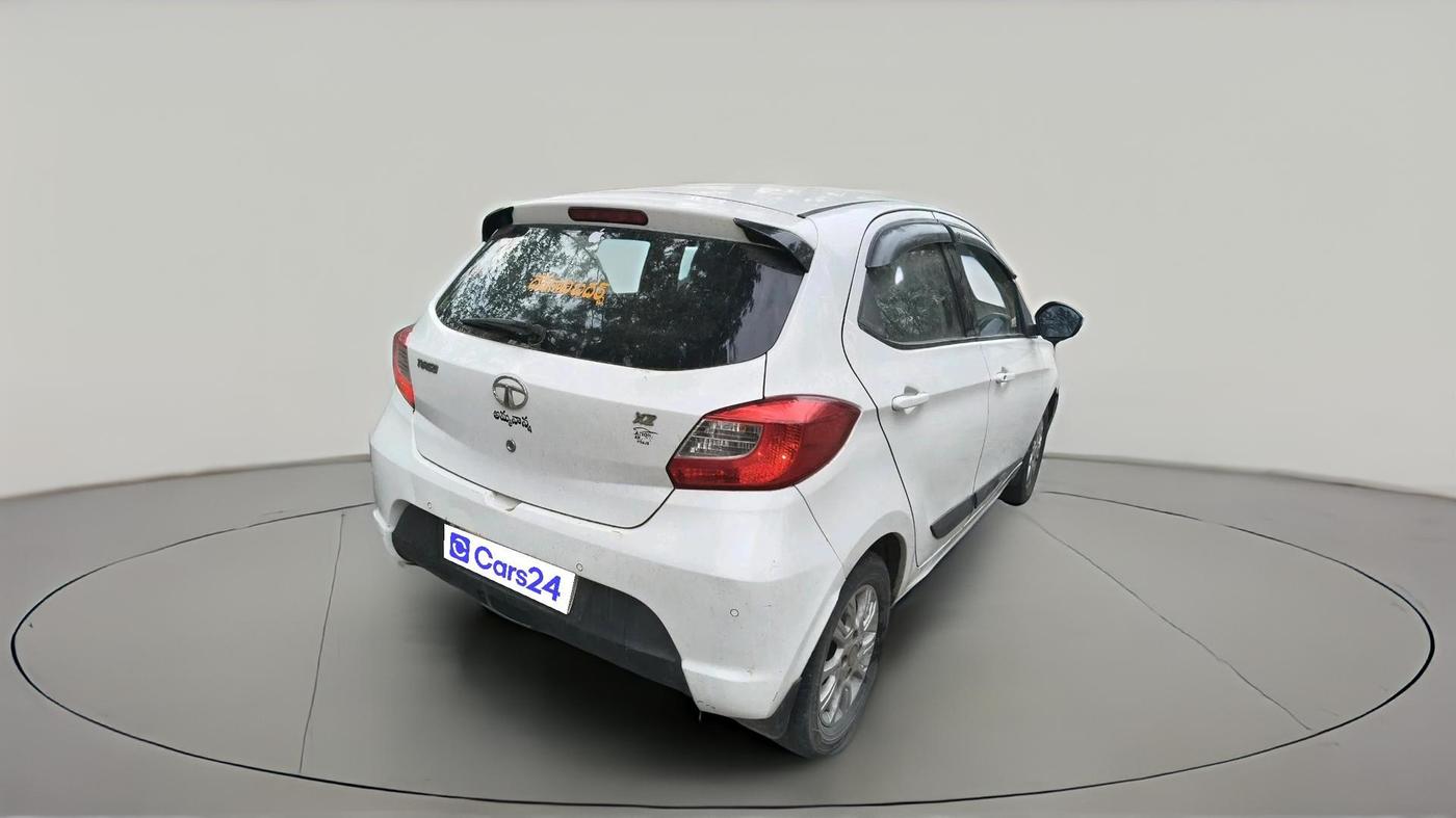2016 Tata Tiago XZ PETROL, Petrol, Manual, 71,242 km, exterior