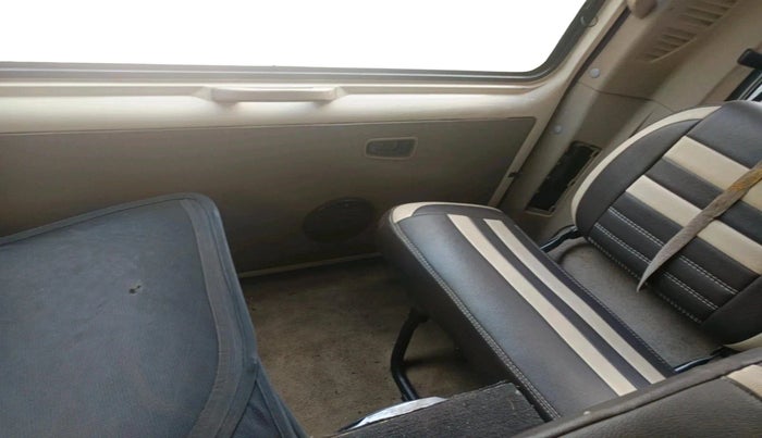 2011 Mahindra Scorpio VLX 2WD AIRBAG BS-III, Diesel, Manual, 1,46,829 km, interior