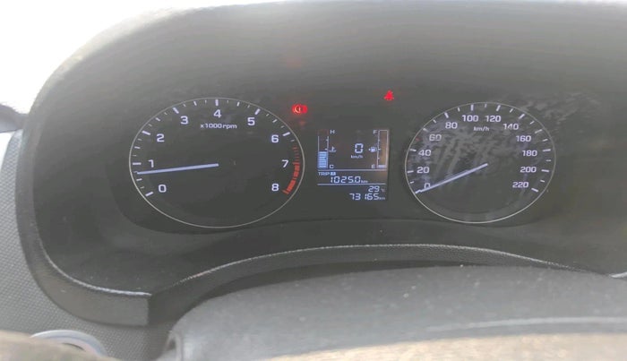 2018 Hyundai Creta SX 1.6 PETROL DUAL TONE, Petrol, Manual, 73,165 km, interior