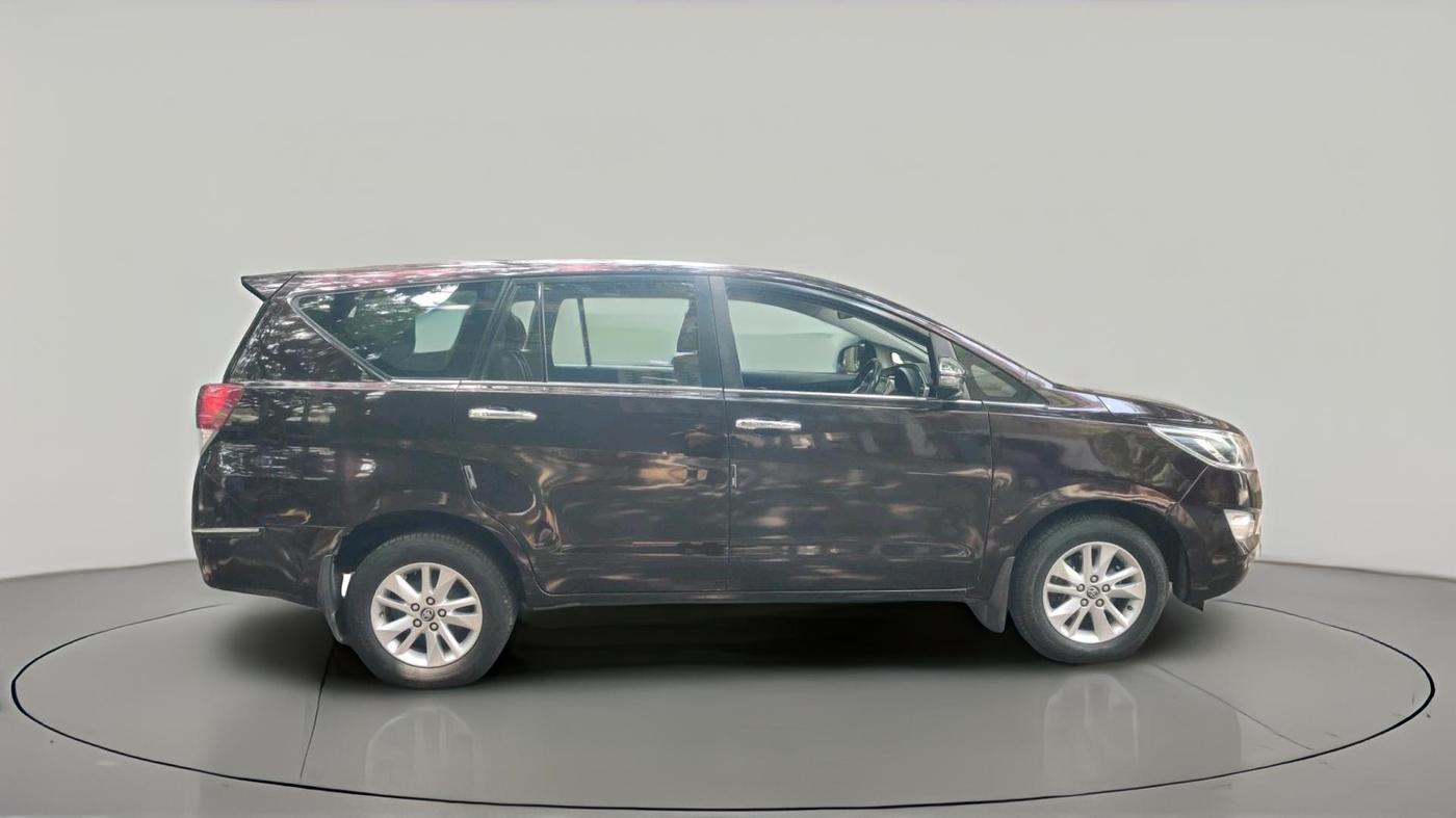2017 Toyota Innova Crysta 2.8 ZX AT 7 STR, Diesel, Automatic, 78,733 km, exterior