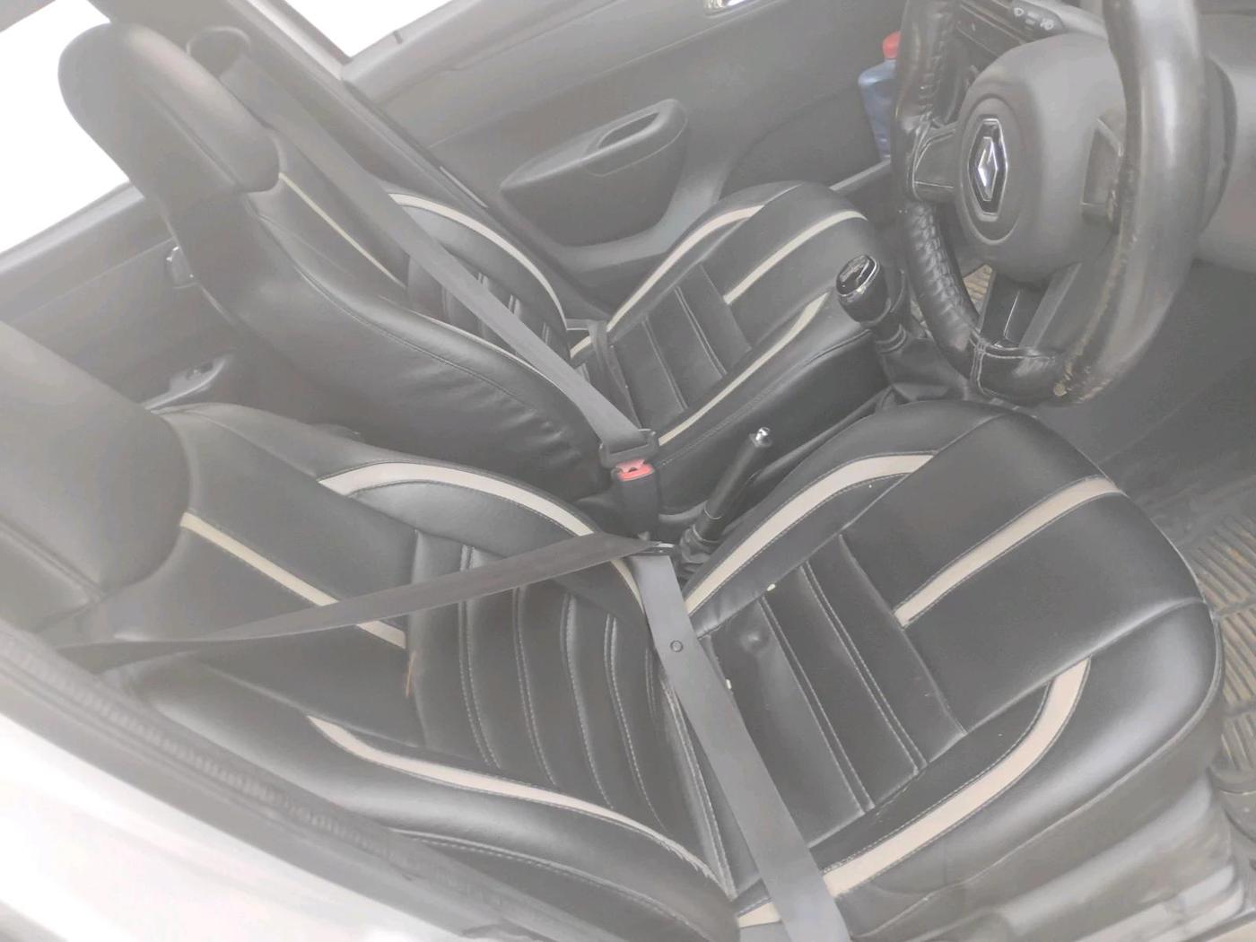 2020 Renault Kwid RXT 1.0 (O), Petrol, Manual, 90,000 km, interior
