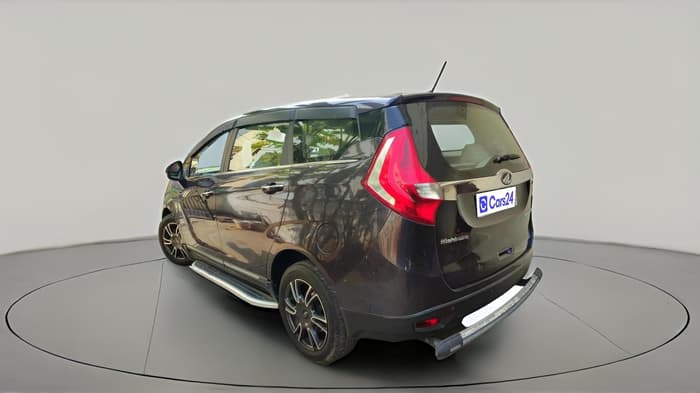 2018 Mahindra MARAZZO M8 7 STR, Diesel, Manual, 86,178 km, exterior