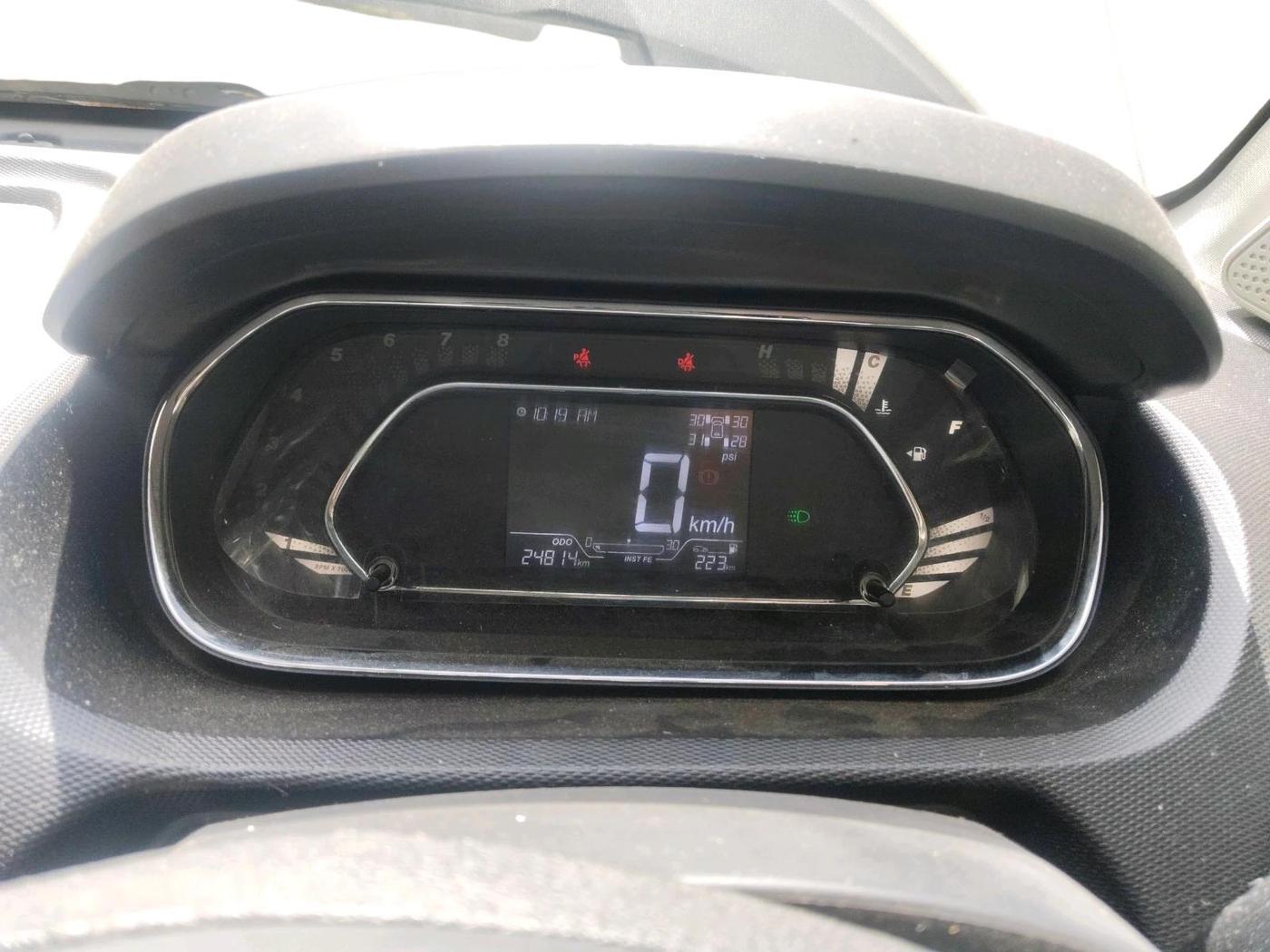2023 Tata Tiago XZ PLUS PETROL, Petrol, Manual, 24,814 km, interior
