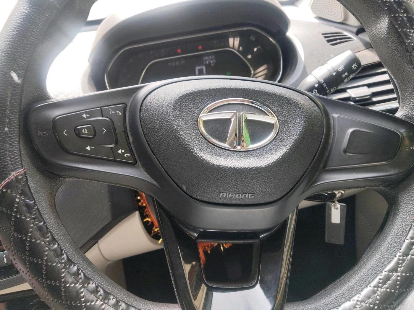 2023 Tata Tiago XZ PLUS PETROL, Petrol, Manual, 24,814 km, interior
