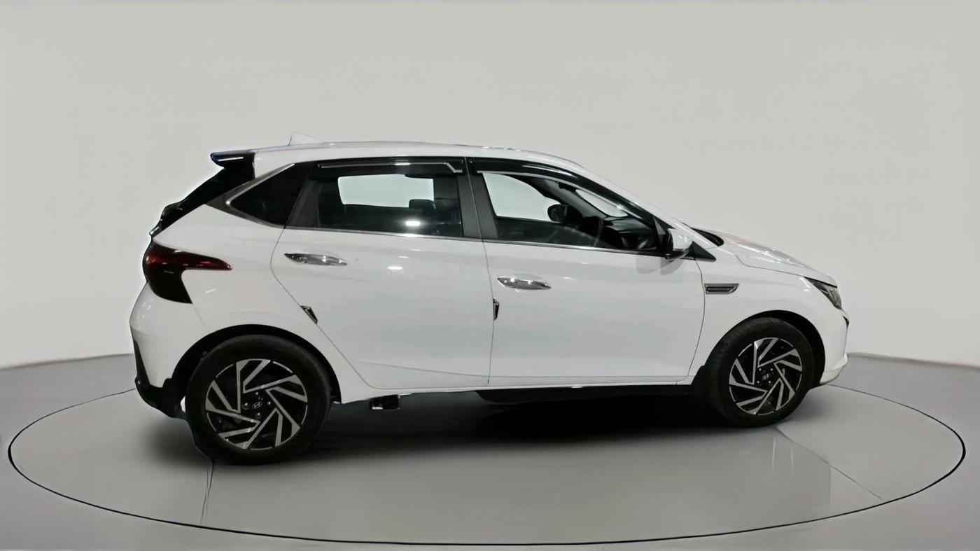 2025 Hyundai NEW I20 ASTA (O) 1.2 MT, Petrol, Manual, 20,202 km, exterior