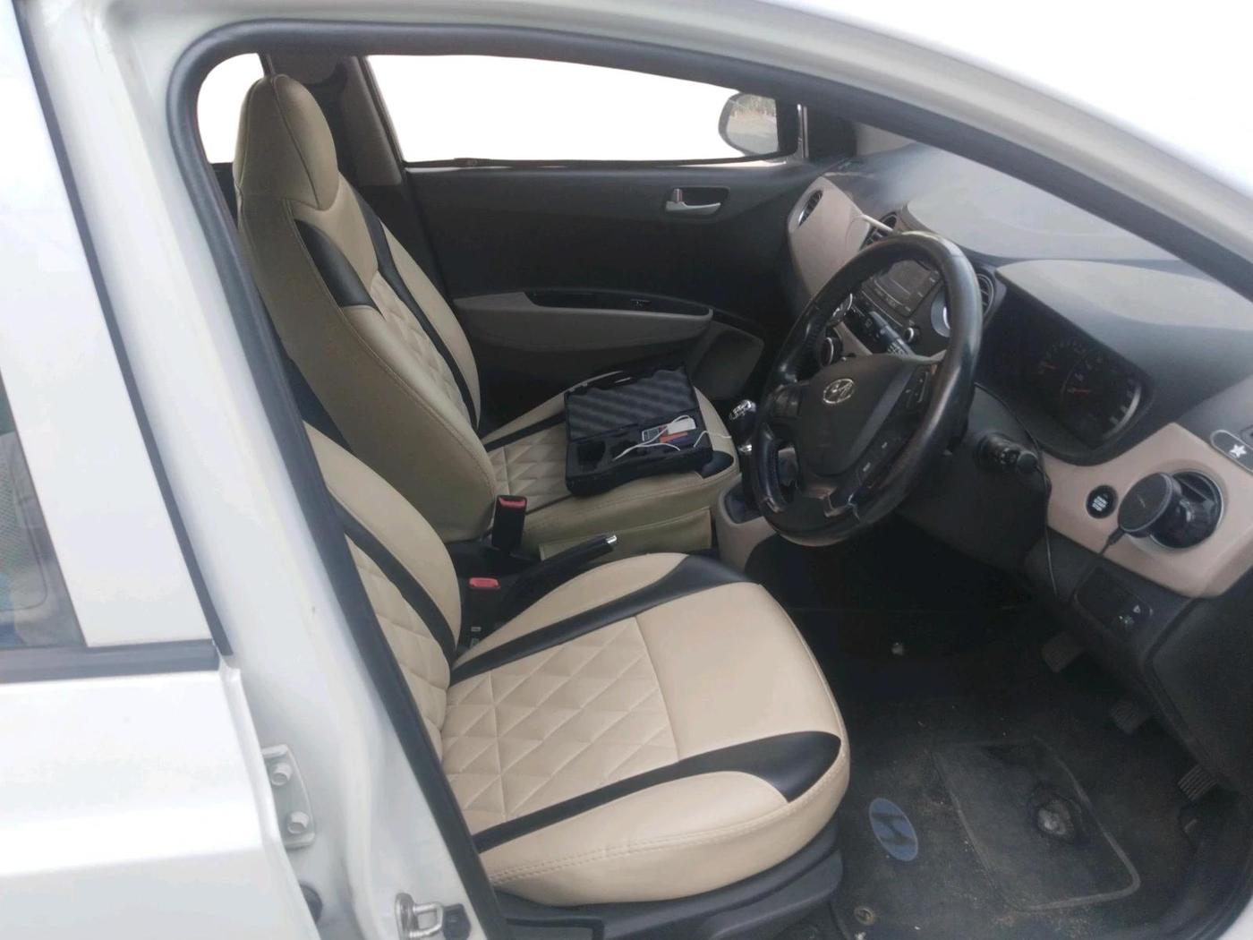 2014 Hyundai Grand i10 ASTA 1.2 KAPPA VTVT, Petrol, Manual, 1,55,220 km, interior