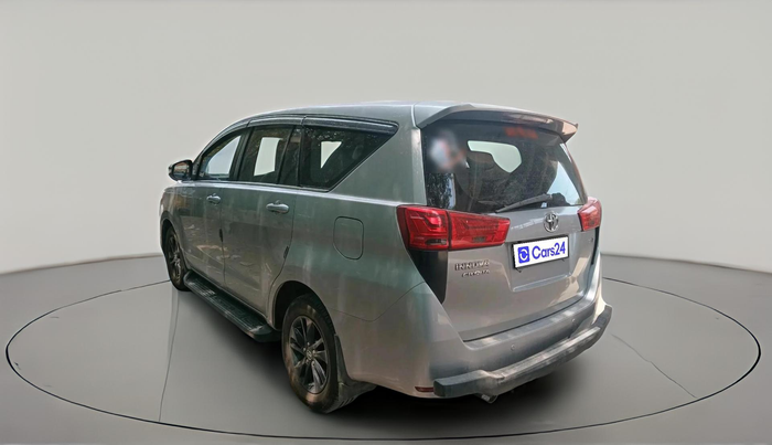 2017 Toyota Innova Crysta 2.8 GX AT 8 STR, Diesel, Automatic, 1,56,398 km, exterior