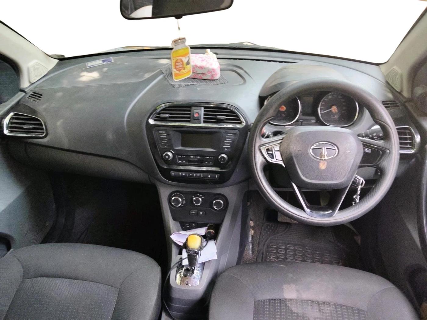 2018 Tata TIGOR XZA PETROL, CNG, Automatic, 98,038 km, interior