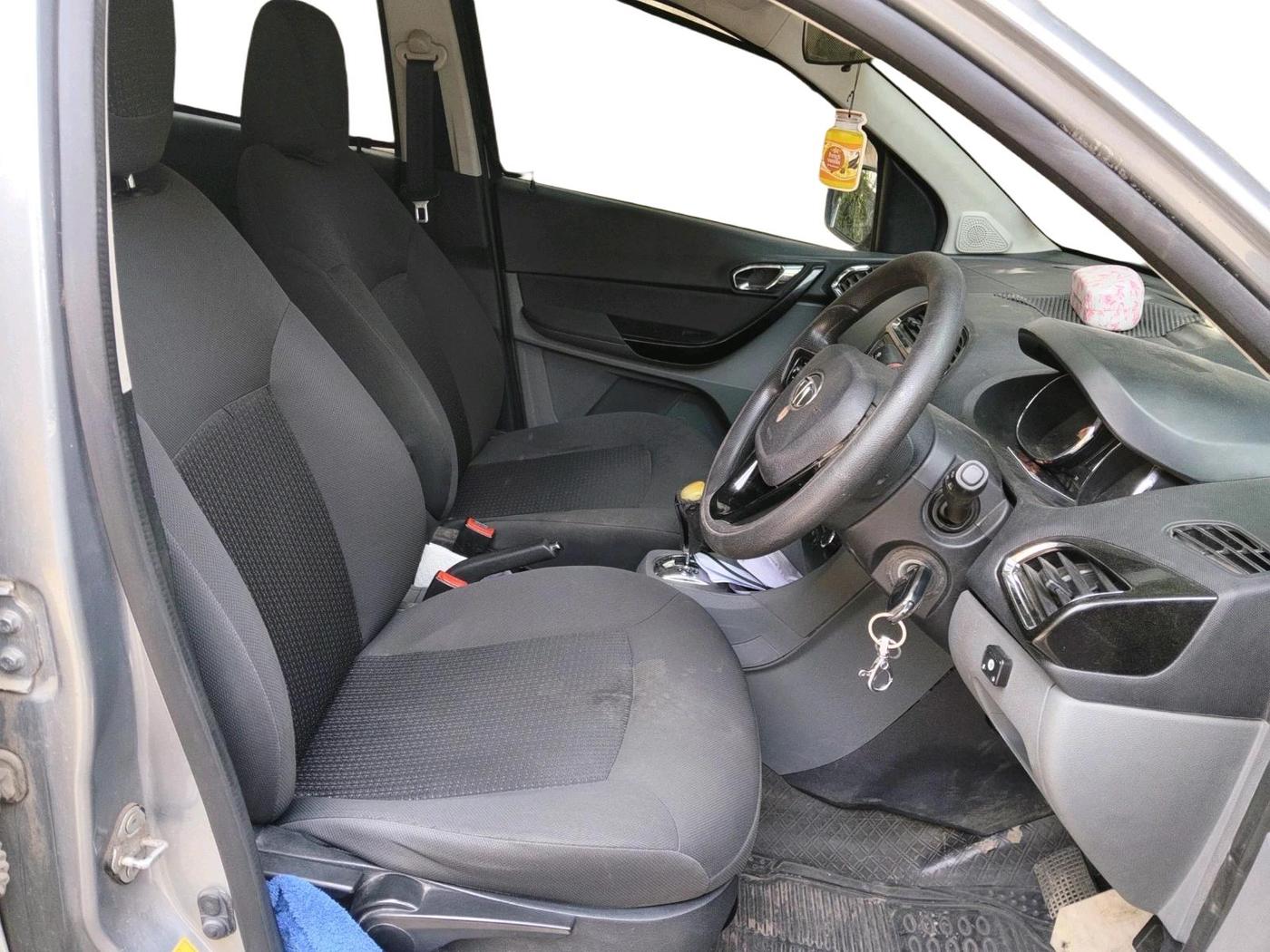 2018 Tata TIGOR XZA PETROL, CNG, Automatic, 98,038 km, interior