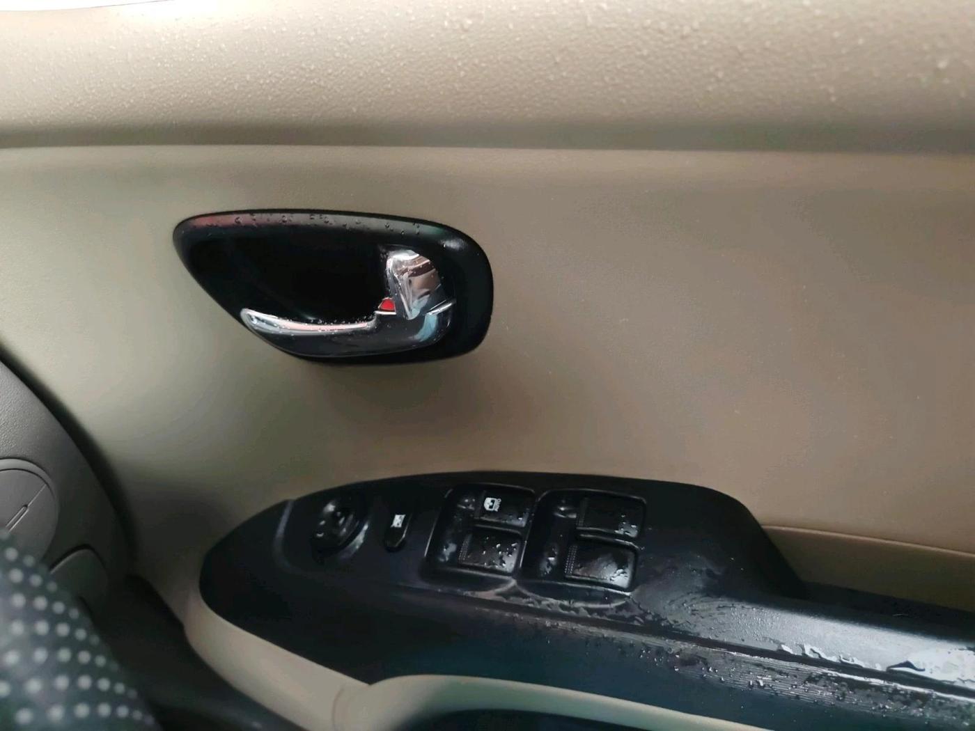 2012 Hyundai i10 SPORTZ 1.2 AT, Petrol, Automatic, 23,272 km, interior
