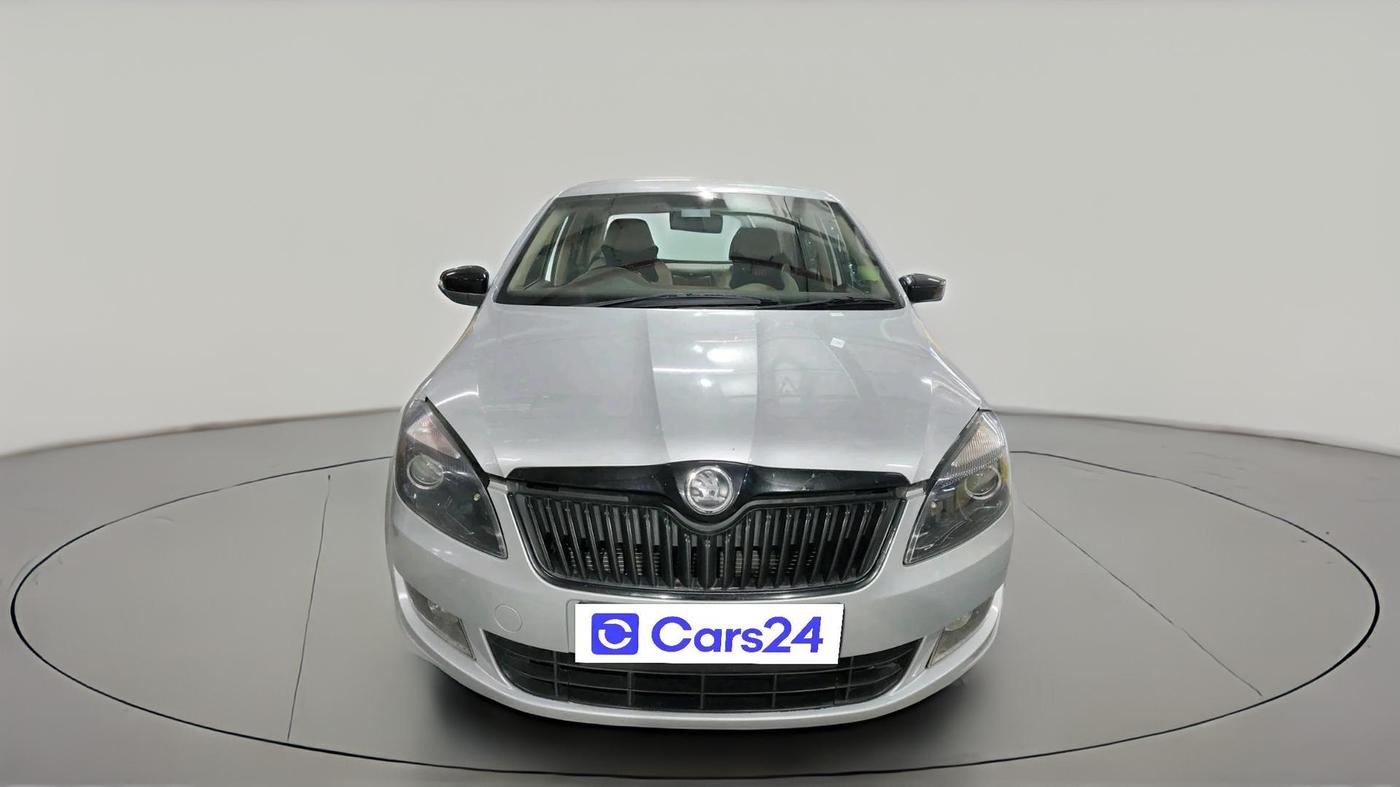 2015 Skoda Rapid 1.5 TDI CR ELEGANCE PLUS AT, Diesel, Automatic, 1,36,150 km, exterior